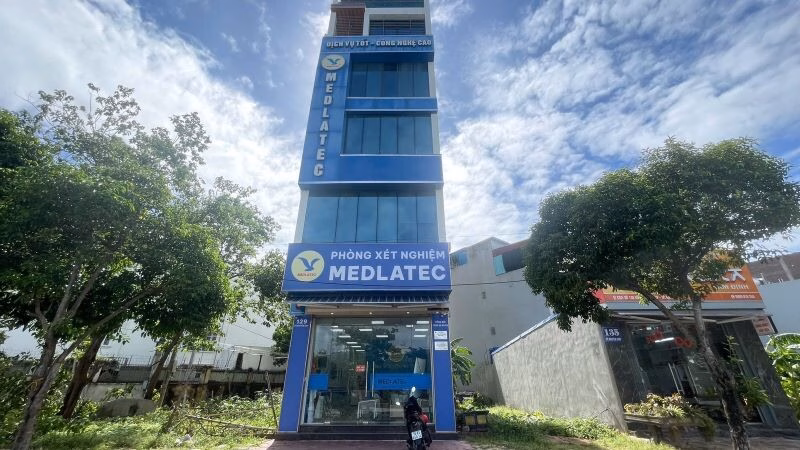 MEDLATEC TP. Nam Định phục vụ lấy mẫu xét nghiệm tận nơi trên địa bàn tỉnh Ninh Bình