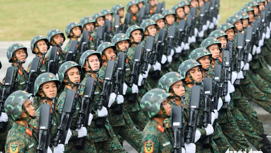 Gần 16.000 cán bộ, chiến sĩ hợp luyện diễu binh, diễu hành chuẩn bị cho lễ kỷ niệm trọng đại