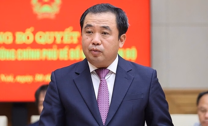 Quyền Bộ trưởng Nông nghiệp và Môi trường bị cảnh cáo