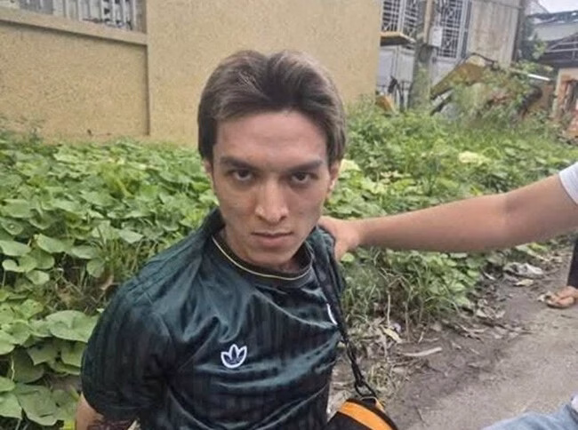 Rapper Bình Gold bị bắt vì liên quan vụ cướp taxi và lái xe nguy hiểm trên cao tốc