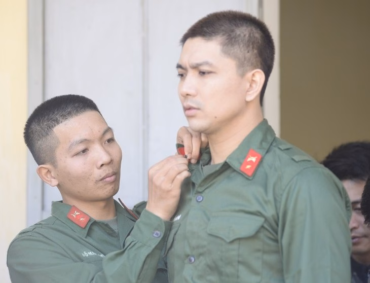 Chiến sĩ Tim trong Sao nhập ngũ