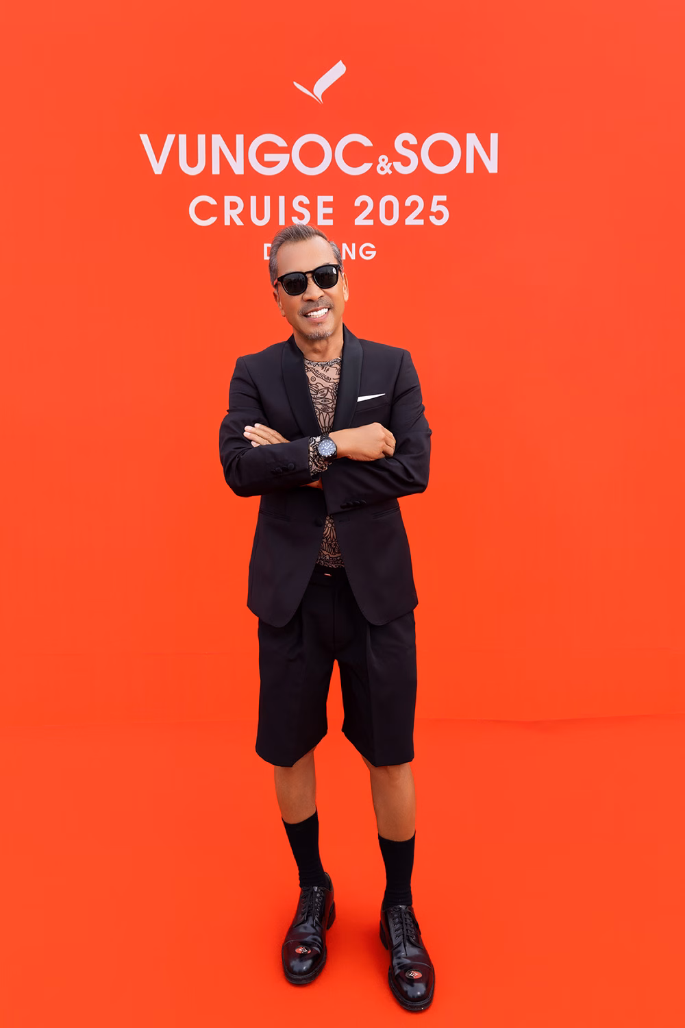 Show diễn VUNGOC&SON Cruise 2025: Thiên hà những ngôi sao tỏa sáng bên sông Hàn Fashionisto Thuận Nguyễn