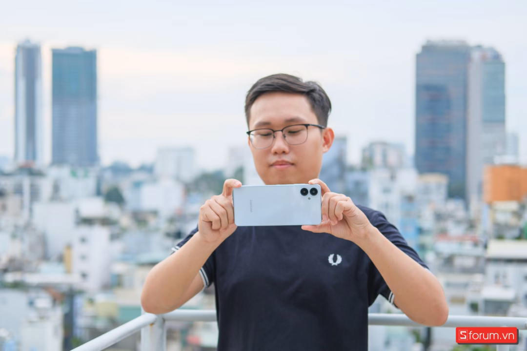 So sánh OPPO A5i và Samsung Galaxy A06: Lựa chọn nào phù hợp với nhu cầu của bạn? Samsung Galaxy A06 có camera 50MP