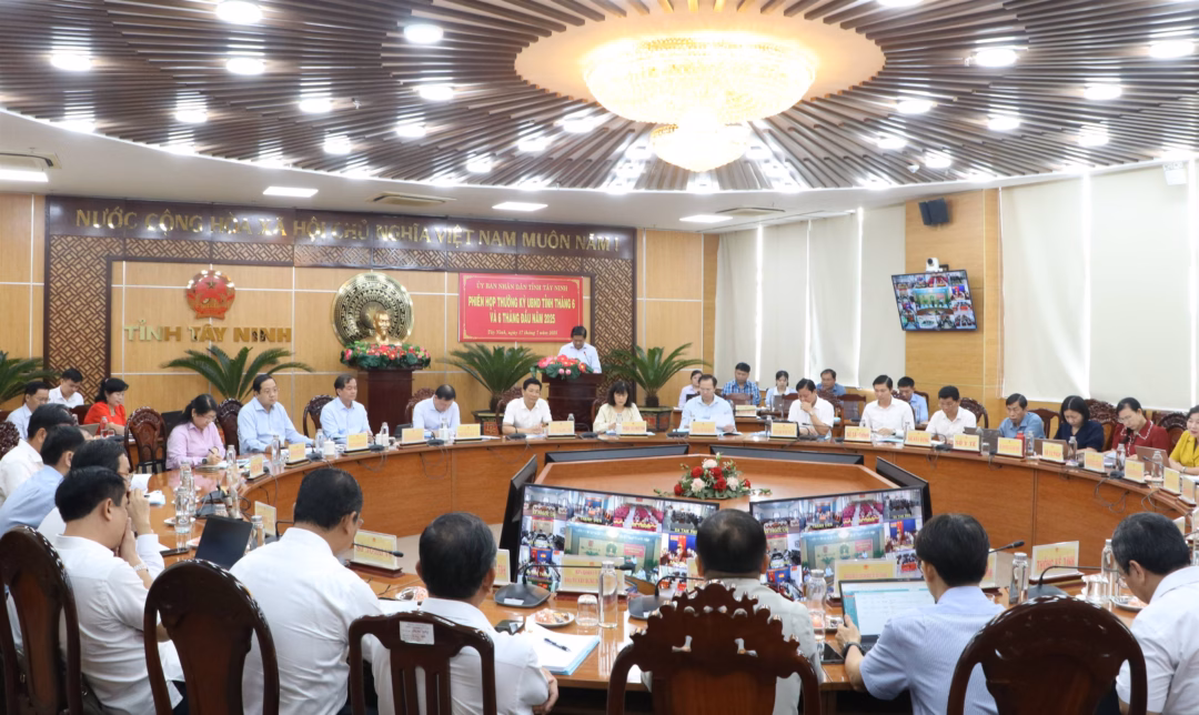 Tây Ninh thảo luận về tình hình kinh tế – xã hội 6 tháng đầu năm