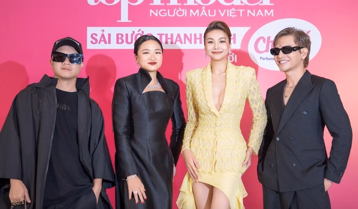 Thanh Hằng trở lại dẫn chương trình Vietnam’s Next Top Model sau 9 năm "Bộ tứ quyền lực" của mùa giải năm nay.