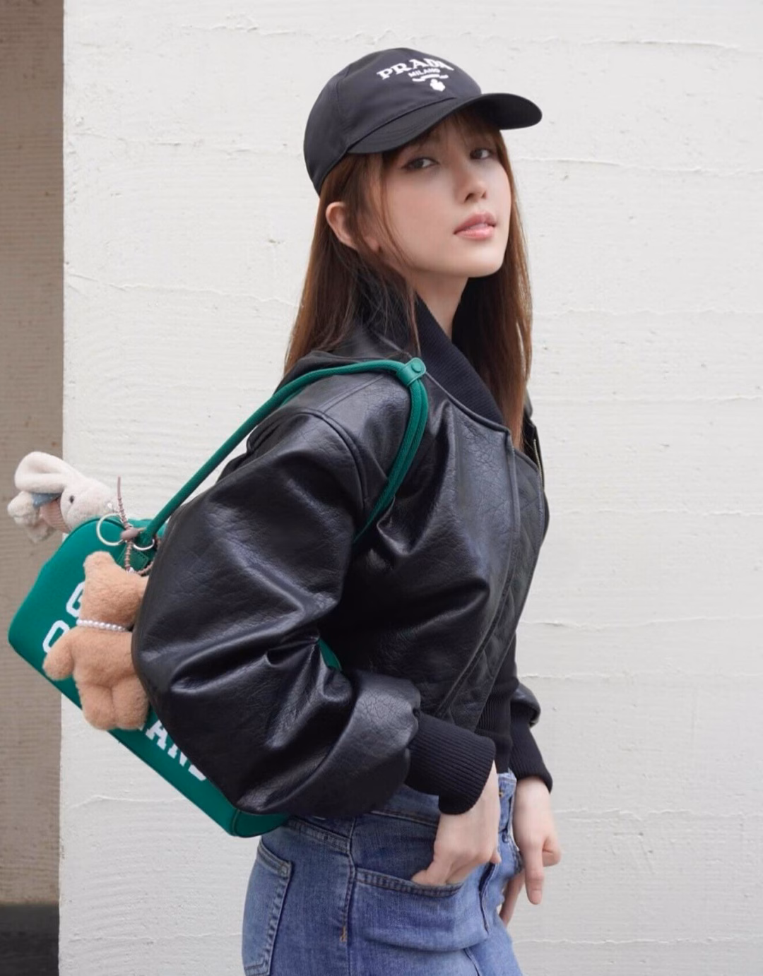 Thiều Bảo Trâm amp;#34;hack tuổiamp;#34; trông thấy nhờ loạt items trẻ trung, có hàng chục túi hiệu nhưng chỉ mê đúng một màu - 13