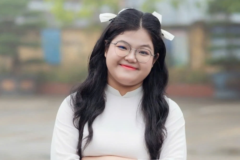 Thủ khoa toàn quốc tốt nghiệp THPT, chọn ngành học ‘hot’ ở đâu? thủ khoa chọn đại học ảnh 5