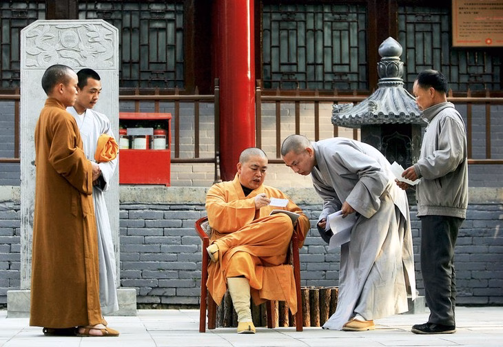 Trụ trì Thiếu Lâm Tự bị cáo buộc biển thủ và có quan hệ bất chính Sư trụ trì Thích Vĩnh Tín từ lâu đã bị chỉ trích - Ảnh: QQ