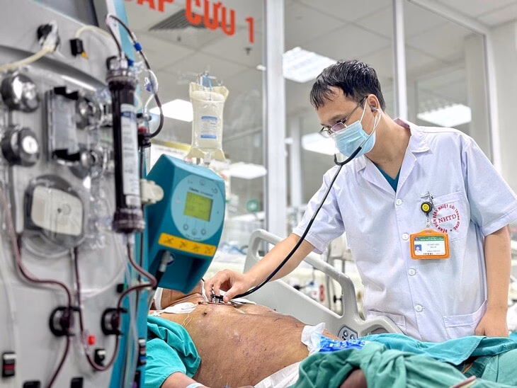 Ăn tiết canh, thịt sống nguy cơ tử vong Chết vì món tiết canh dân dã - Ảnh 2.