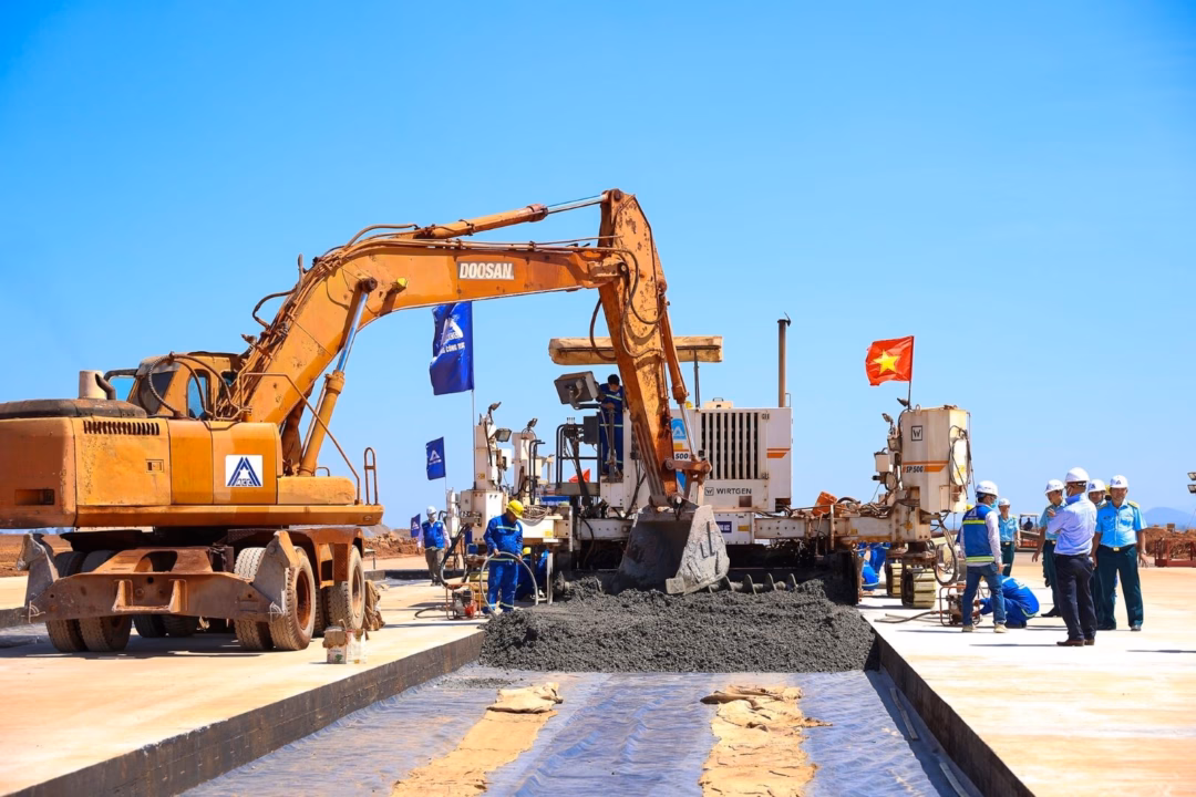 Bổ sung hơn 33.680 tỉ đồng cho dự án đầu tư công vốn ngân sách trung ương năm 2022