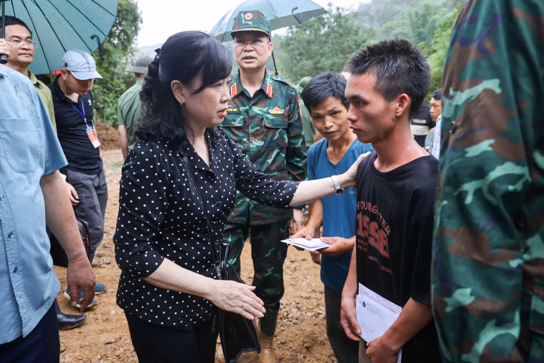 Bộ Y tế cảnh báo nguy cơ từ tinh dầu đuổi muỗi, cứu nhiều người nguy kịch