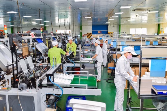 Thủ tướng Phạm Minh Chính: Phải trả lời được câu hỏi tại sao giá nhà chung cư lại cao và cao mãi