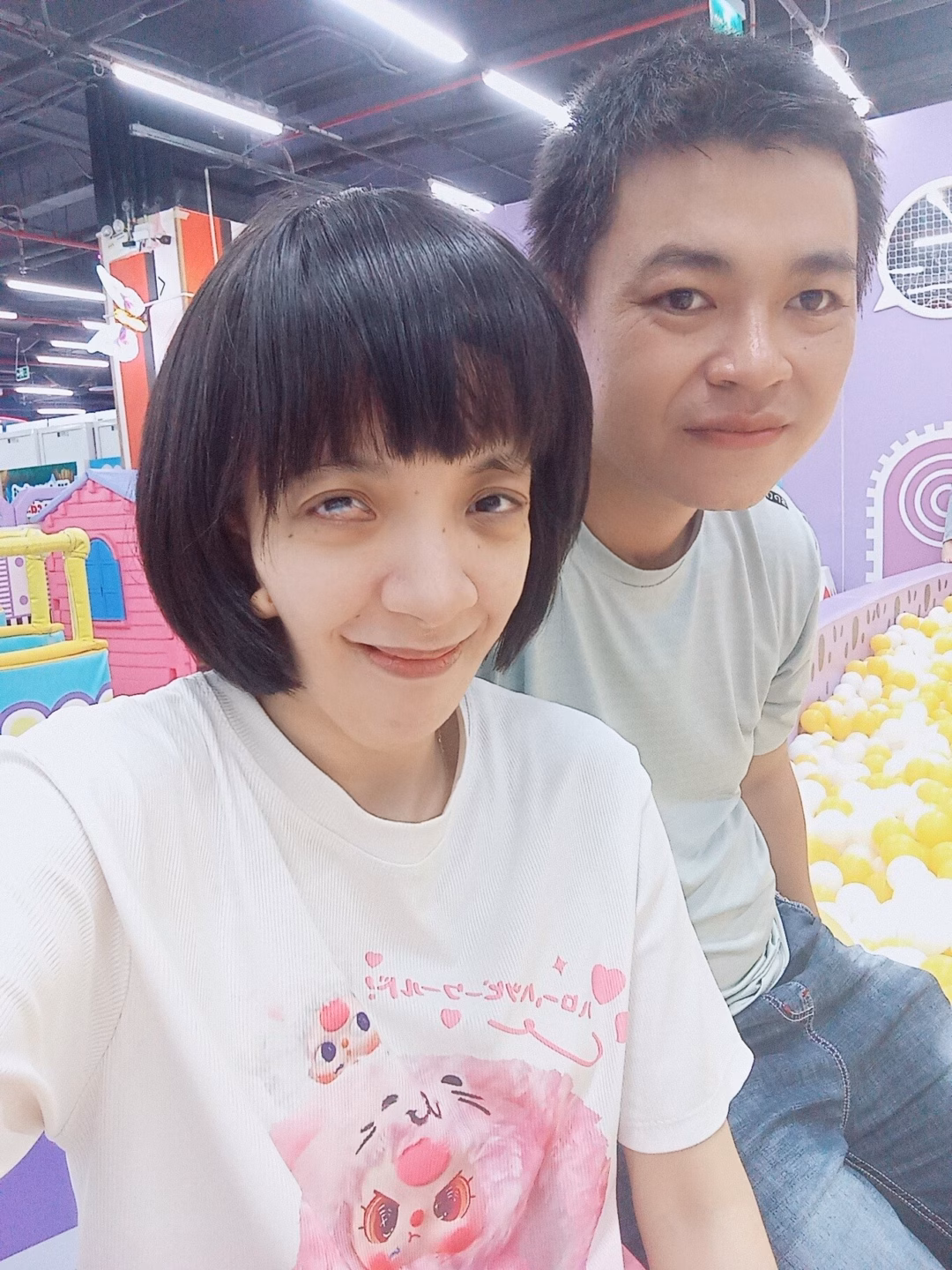 Gia đình nhỏ của chị Ngọc Hiếu (Ảnh: Facebook nhân vật).