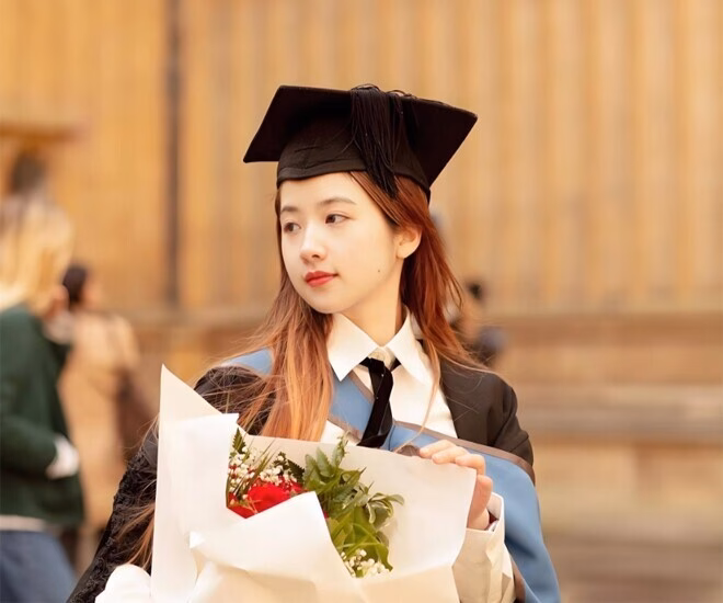 Cô gái xinh đẹp gây sốt vì học Toán ở Oxford: ‘Mọt sách’ cũng có thể thời trang Nữ tiến sĩ Toán học bị nghi ngờ học vấn vì nhan sắc quá xinh đẹp, ăn mặc thời thượng chẳng kém giới thượng lưu - 7