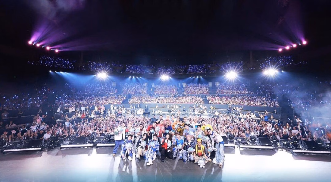 Concert Anh trai ở Mỹ hút 7.000 khán giả mỗi đêm