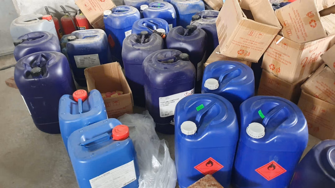 Công ty sản xuất nước giặt giả bị phạt 180 triệu đồng Kho hàng của Công ty H.V