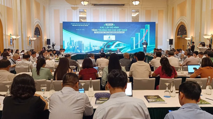 Đẩy nhanh ,Vietnam  nên tăng can vao nhiều hình thức  ,sẽ tăng từ mô hình tăng trưởng bằng vào công  đã tăng co do.