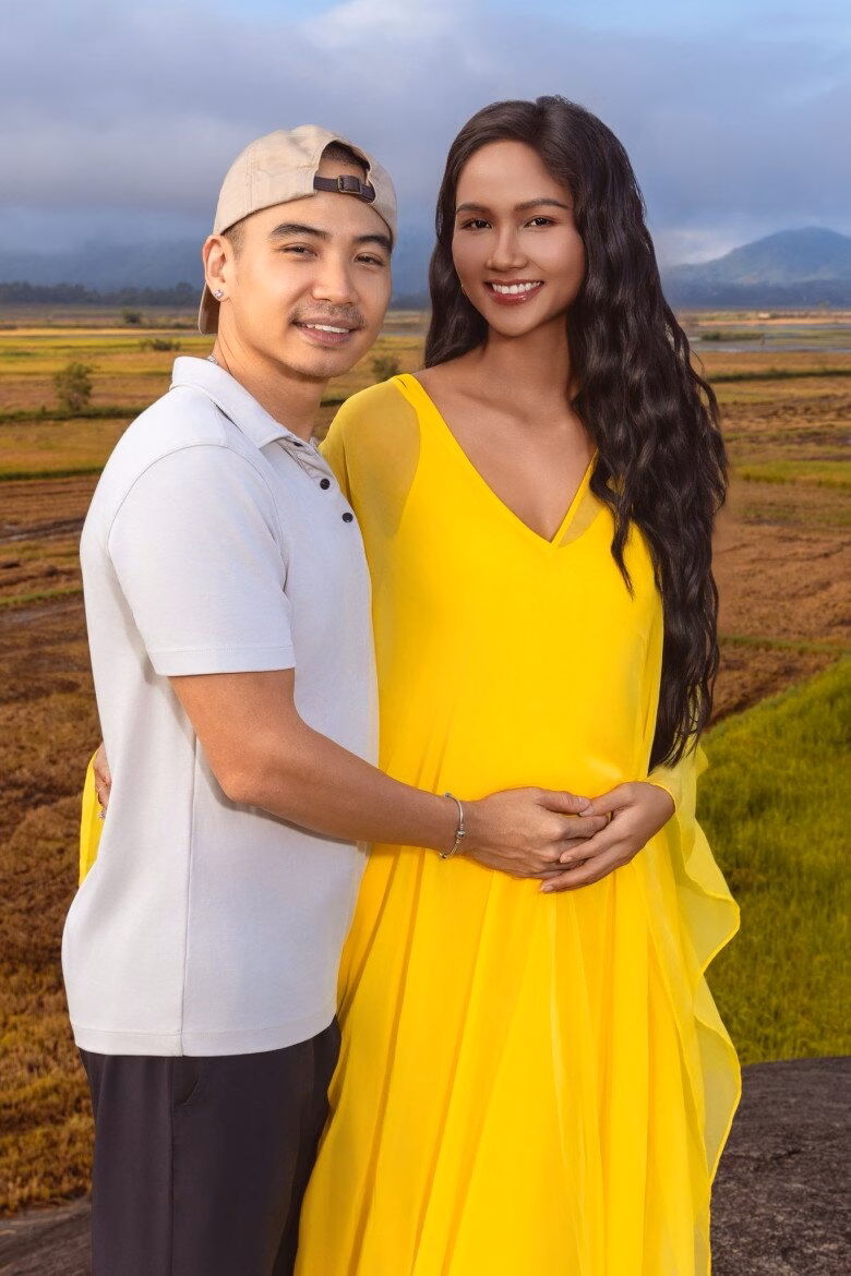 HHen Niê và chồng nhiếp ảnh gia háo hức khi sắp đón thành viên mới.