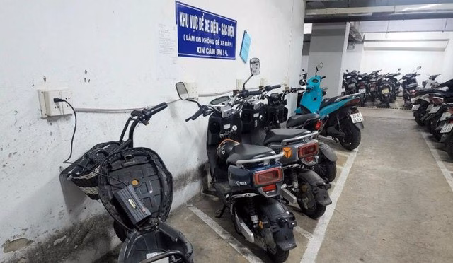 Hà Nội cần 3 điều kiện để chuyển đổi xe máy xăng sang xe điện Hà Nội cần làm nhiều việc để chuyển hoàn toàn sang xe máy điện.