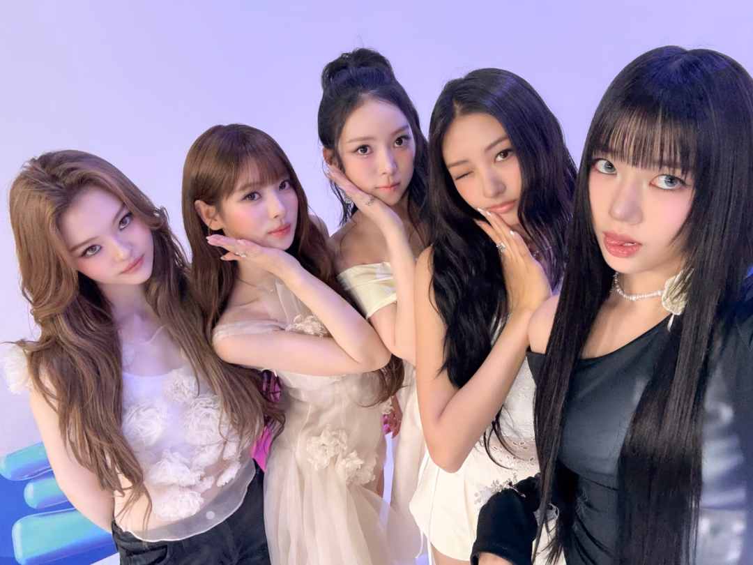 MEOVV được gọi là tân binh đẹp nhất Kpop