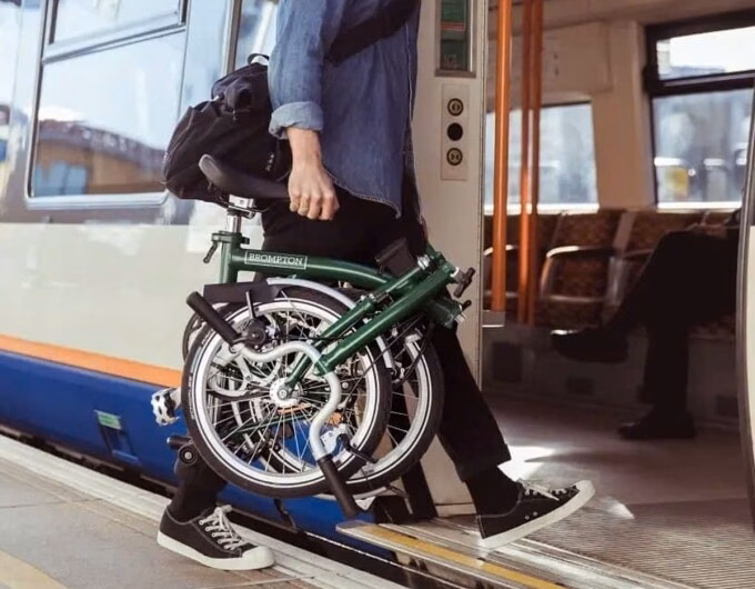 Khách hàng được mang xe đạp lên metro trong thí điểm mới
