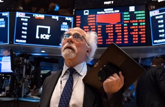 Khối ngoại mua ròng hơn 1.100 tỷ đồng trong phiên 15/7