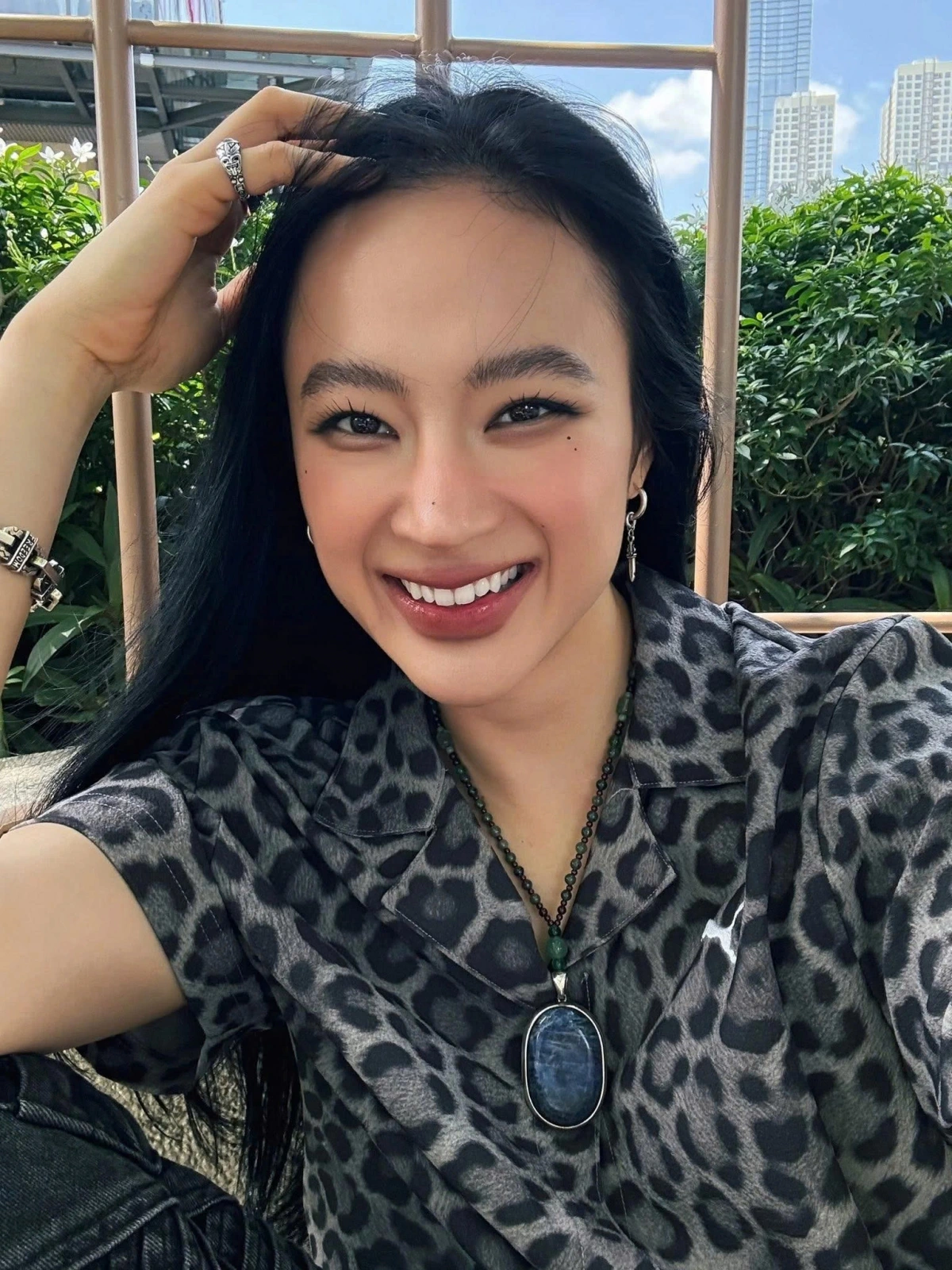 “Bước ra khỏi vùng an toàn của bản thân, vượt qua được chính mình là cảm giác sung sướng nhất”, Thu Quỳnh tâm sự.