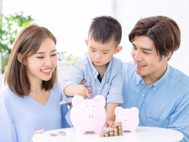 Warren Buffett tiết lộ sai lầm lớn nhất của cha mẹ khi dạy con về tiền