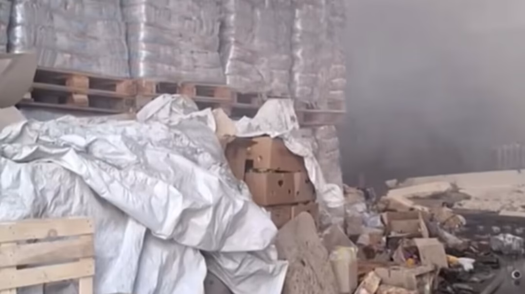 Nga tăng sức ép bao vây điểm hậu cần quan trọng của Ukraine ở Donbass