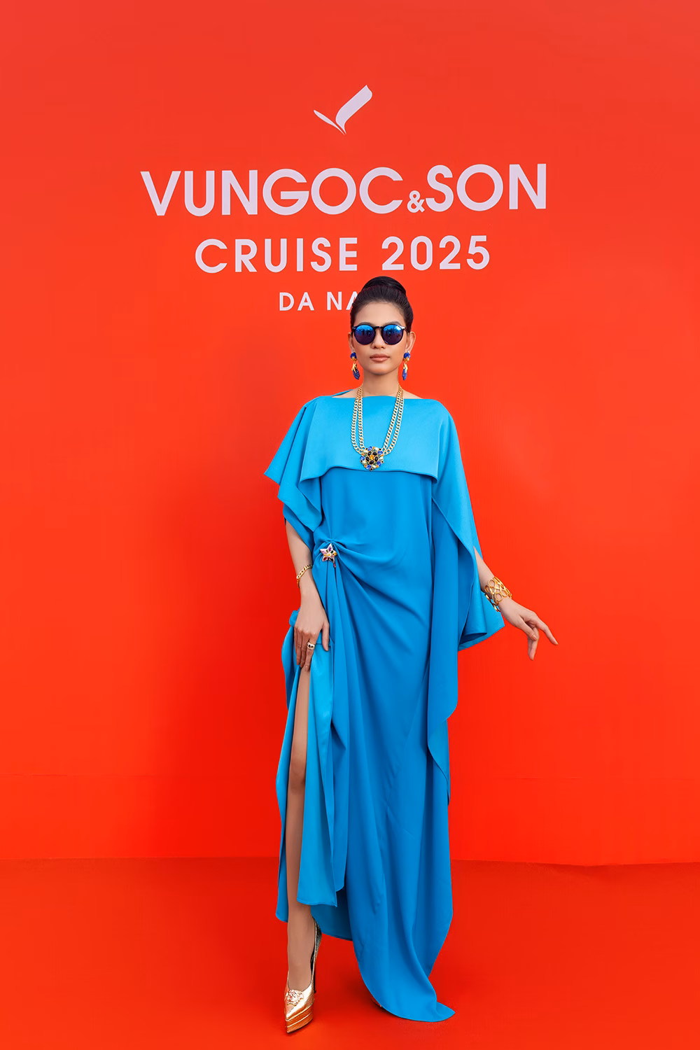 Những ngôi sao tỏa sáng trên thảm đỏ show diễn VUNGOC&SON Cruise 2025 Hoa hậu Trương Thị May xuất hiện sang trọng với đầm nhấn eo