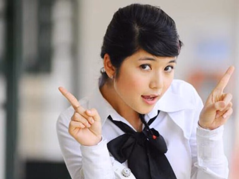 Nóng mặt trước loạt ảnh Mai Chi ‘gái 3 con’ lột xác gây sốt 

(Người đẹp này sở hữu body ‘một 87 – hai 100’ và gây ấn tượng với nét mặt thanh xuân vườn trường.)