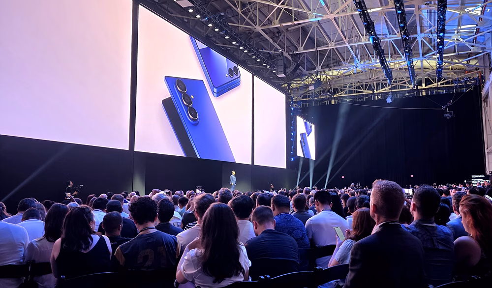 ▲ Galaxy Z Fold7 và Galaxy Z Flip7 được hé lộ qua đoạn video giới thiệu.