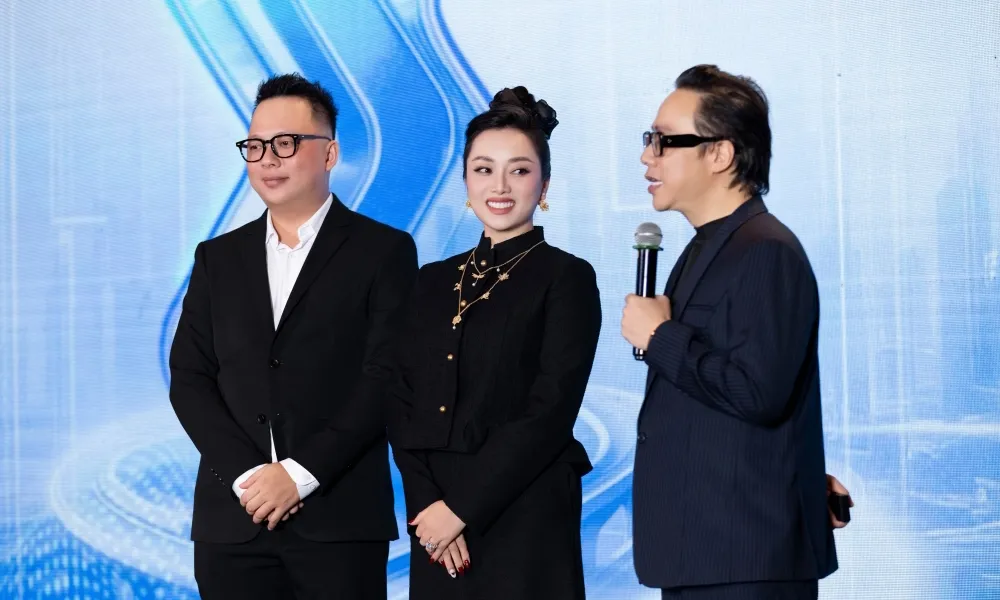 Triển lãm TUI – Sắc Màu Cuộc Sống: Hành trình sáng tạo tại Sài Gòn The Smith Entertainment lộ diện “kho báu” giải trí cho năm 2025–2026
