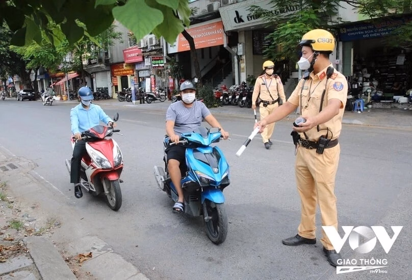 Từ năm 2025, xe máy không giảm thanh, giảm khói sẽ bị phạt tới 3 triệu đồng