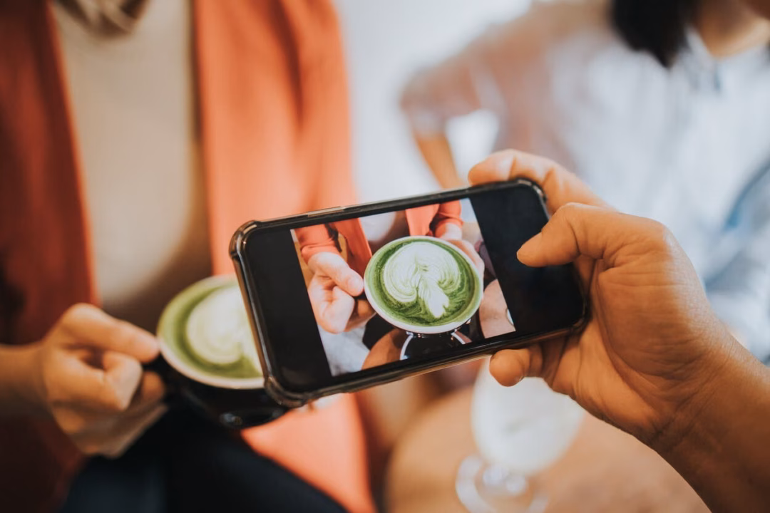 Uống Matcha quá mức có thể gây thiếu sắt cho người ăn chay The same health boosting polyphenols that make it good for your heart also make it harder for the body to absorb iron