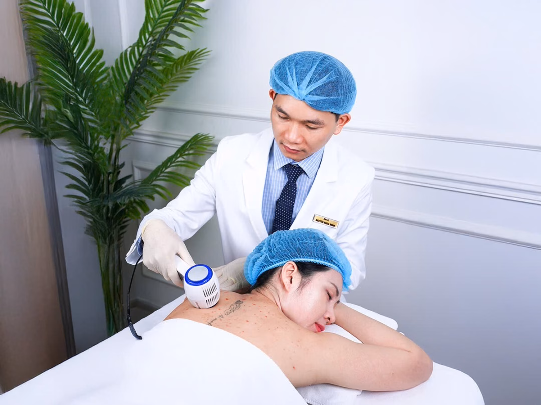 Viêm nang lông không nên chủ quan: Tìm hiểu và điều trị đúng cách