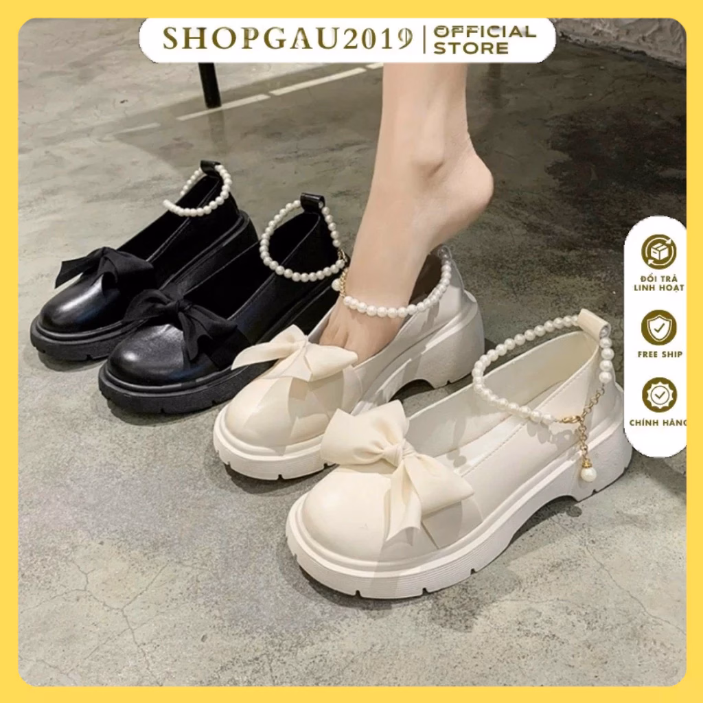 Tại Sao Giày Da Đế Dày Mũi Tròn Lót Lông Cừu Lại Là Sự Cứu Cánh Cho Mùa Đông Của Các Cô Nàng Lolita