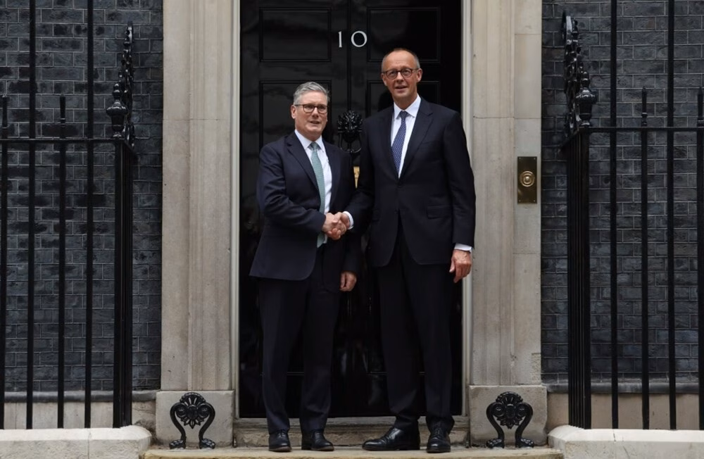 Anh – Đức ký hiệp ước hợp tác quốc phòng toàn diện