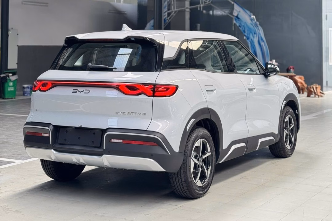 BYD Atto 2 dài 4.310mm, rộng 1.830mm và cao 1.675mm (Ảnh: Đại lý BYD).