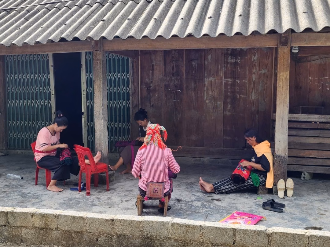 
Thiếu sinh kế người dân loay hoay tìm cách thoát nghèo