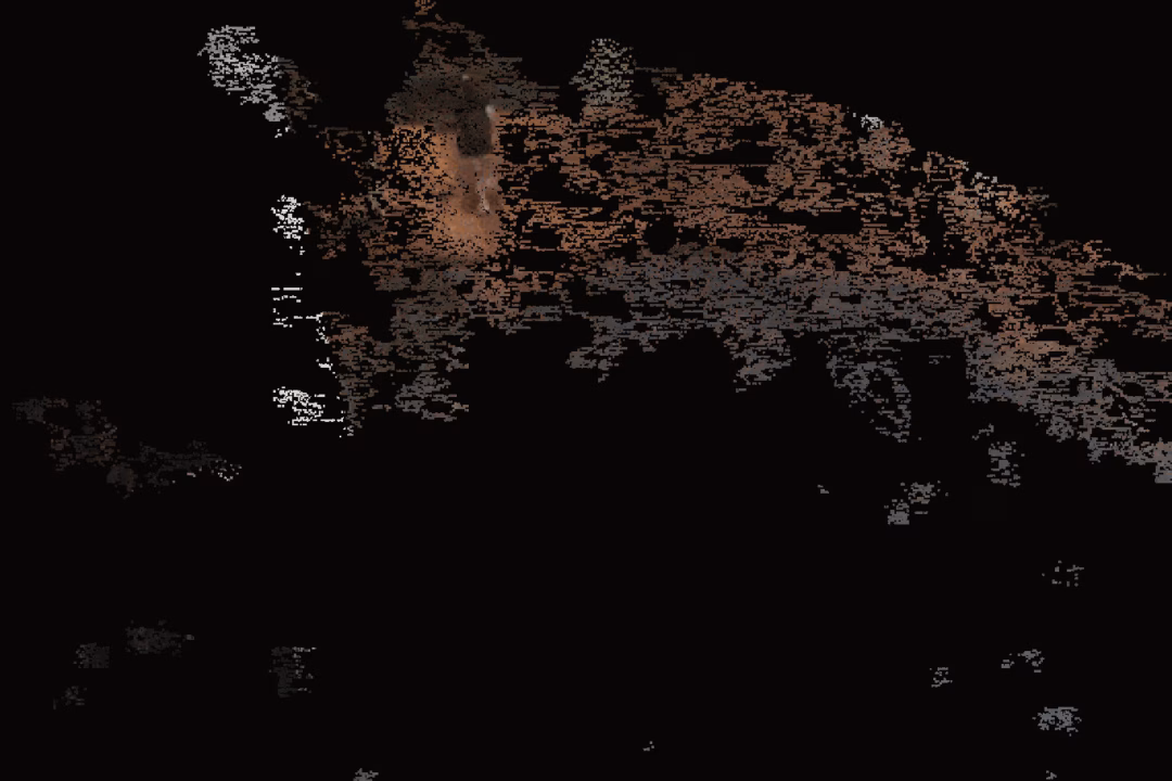 Cô gái bị cướp điện thoại khi đang dùng trên phố ở Hà Nội