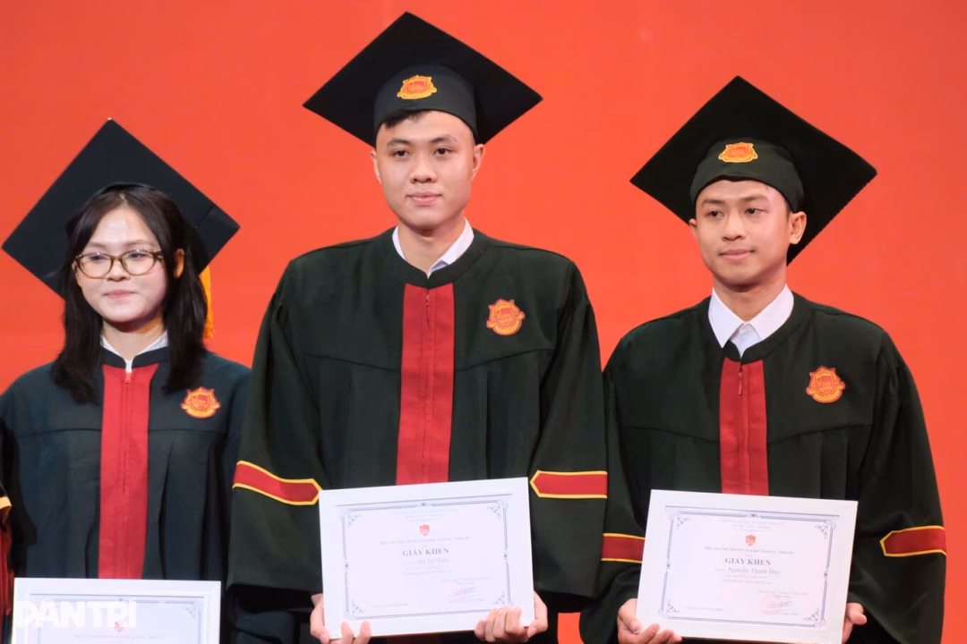 Cựu học sinh tài năng thể thao ĐH Quốc gia Hà Nội: ‘Đại học giúp tôi vững bước trở thành công dân toàn cầu’