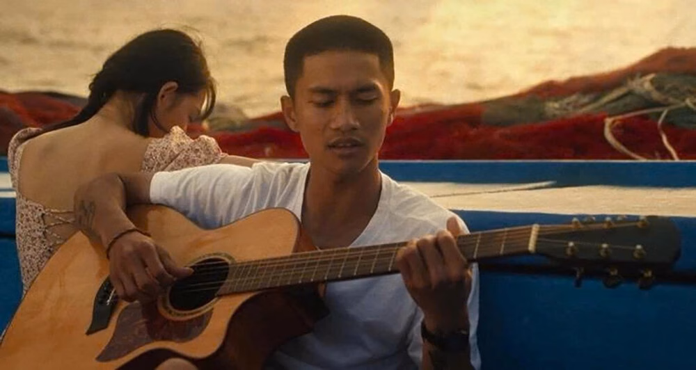 Đàn cá gỗ dẫn đầu phòng chiếu Việt, bỏ xa phim siêu anh hùng Superman