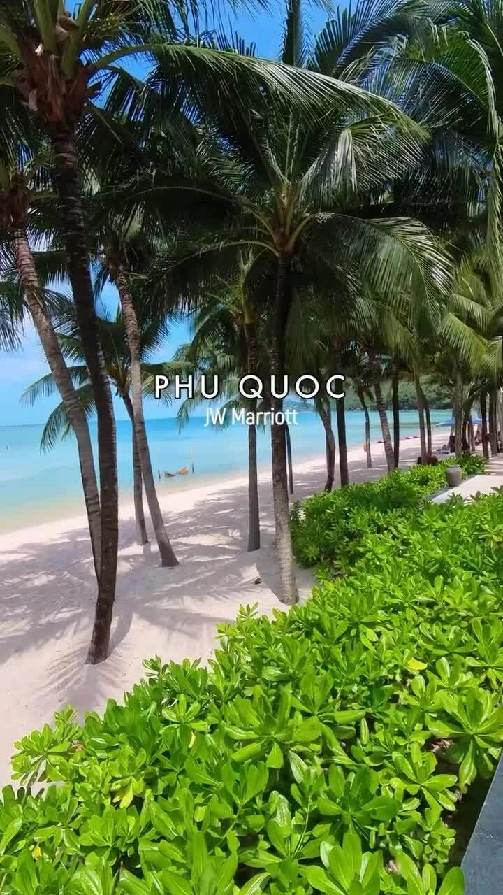Trần Triển Bằng và vợ con du lịch Phú Quốc