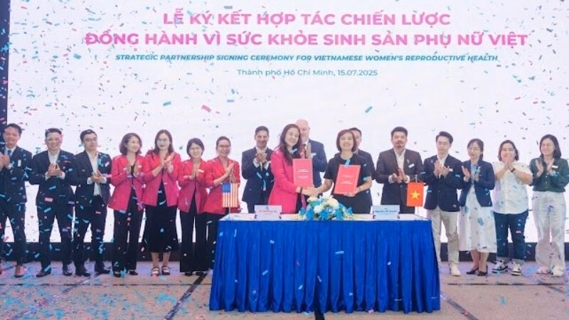 Long Châu và Organon hợp tác nâng cao chăm sóc sức khỏe sinh sản cho phụ nữ Việt Nam