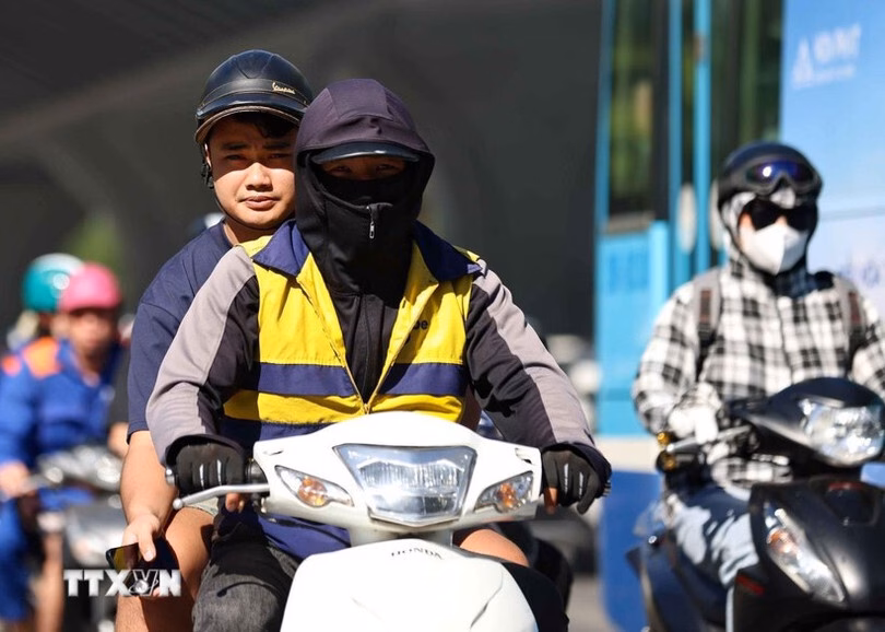 Nắng nóng gay gắt tiếp diễn, nguy cơ cháy nổ cao ở nhiều khu vực