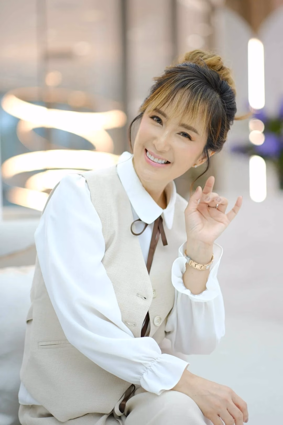 Nữ diễn viên Thái Lan Saitharn Niyomkarn bất ngờ bị ngưng tim khi ăn tối