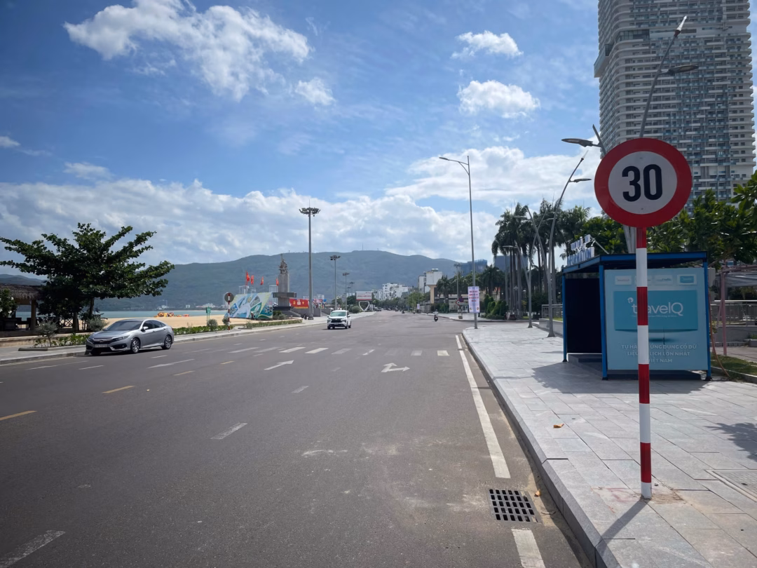 Quy Nhơn: Đường ven biển giảm tốc độ 30 km/giờ, vì sao?