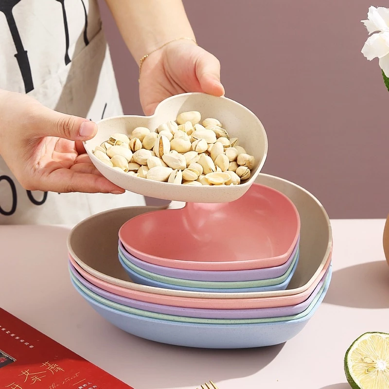 Làm thế nào để chọn đĩa ăn dặm cho bé mà không bị sứt hoặc nứt vỡ?