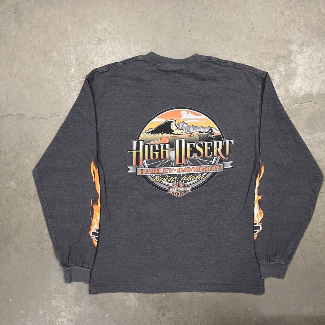 Mặc áo thun nam cũ Harley Davidson như thế nào để tránh bị lỗi thời?